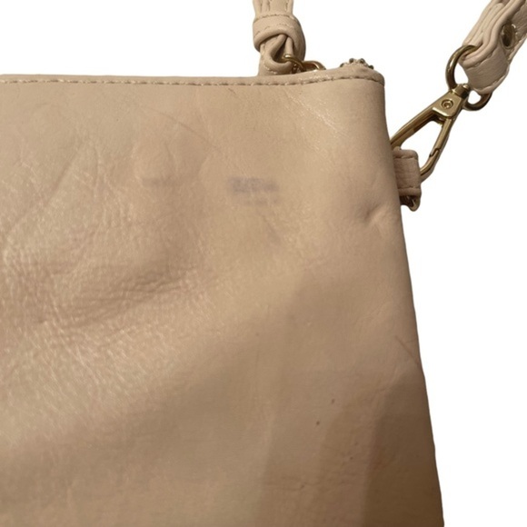 Charming Charlie wristlet cream with crystals and studs - Picture 4 of 12